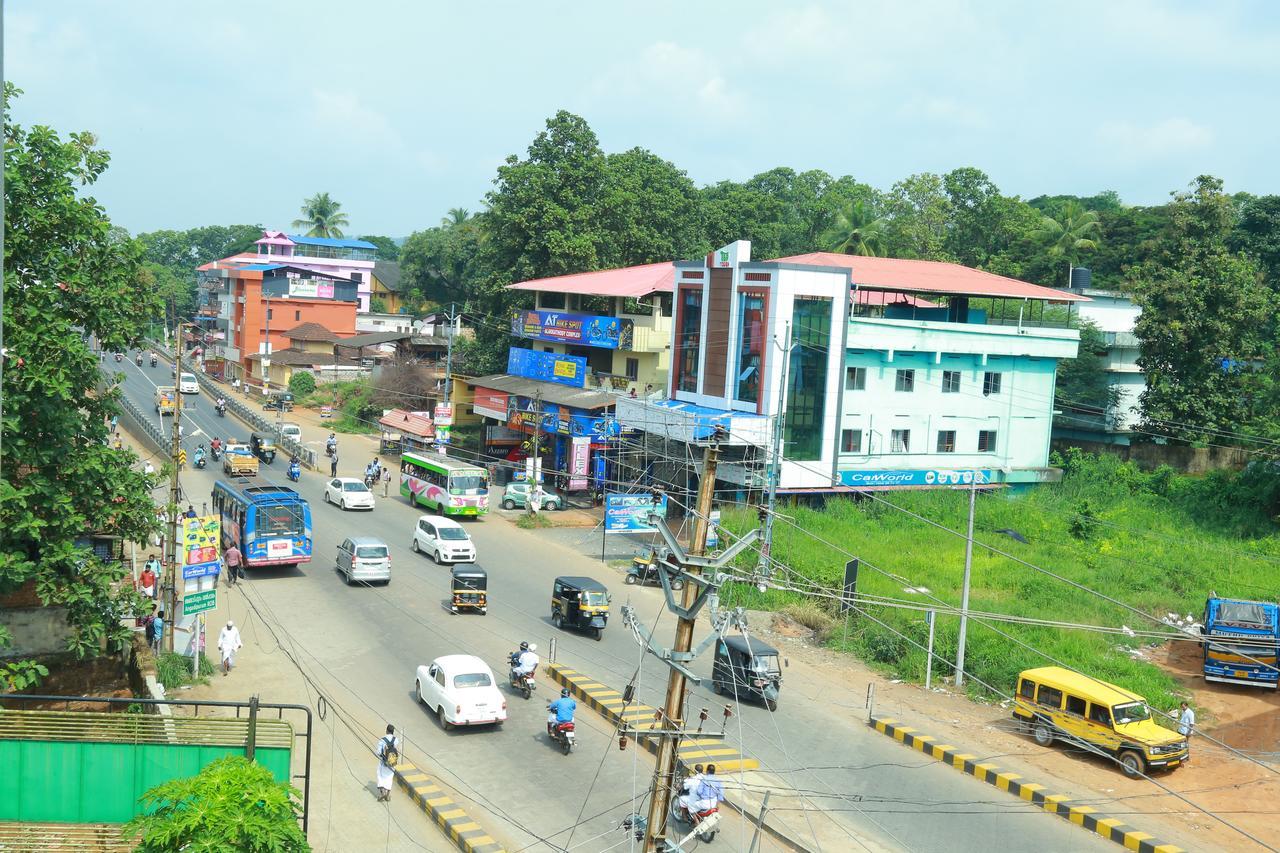 Hotel Aarya Bhavan Residency Malappuram Exterior foto
